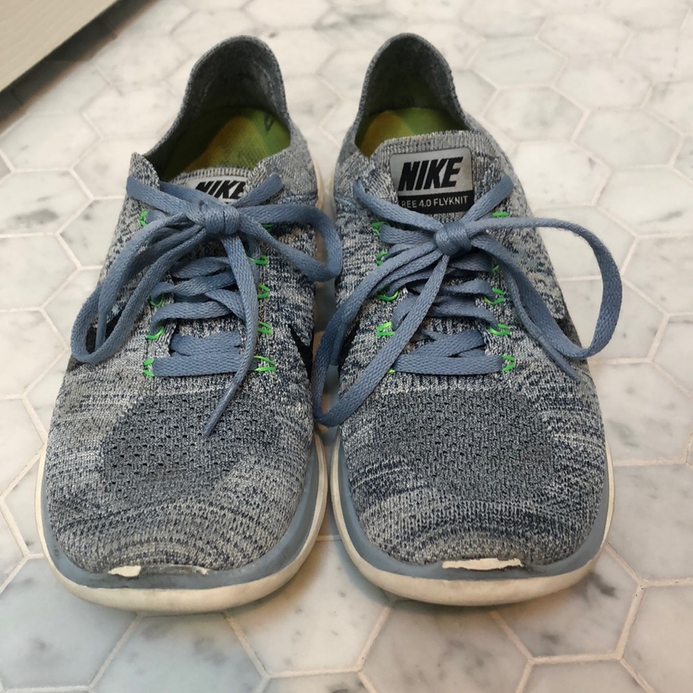 Nike Free 4.0 Flyknit sneakers. Size 7.5
